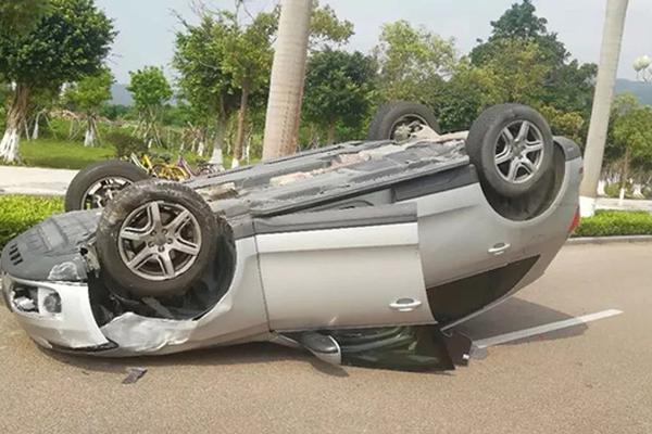 制霸中場txt下載