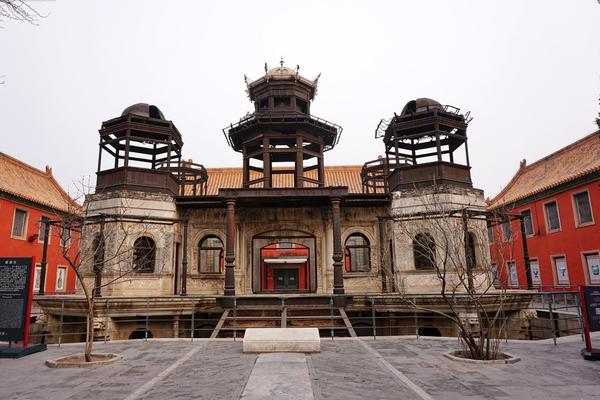 與jk戀愛來(lái)度過高中觸發(fā)條件