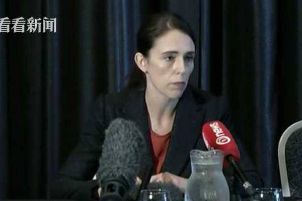 慕容復把王語嫣腿架到脖子上小說