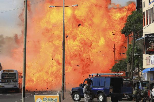 唇間想by左膝痣筆趣閣簡介