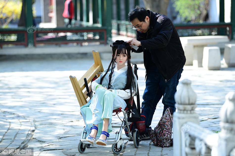 官老爺弄書童by