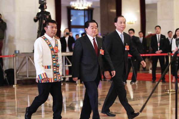 《可憐的社畜》筆趣閣免費(fèi)閱讀無彈